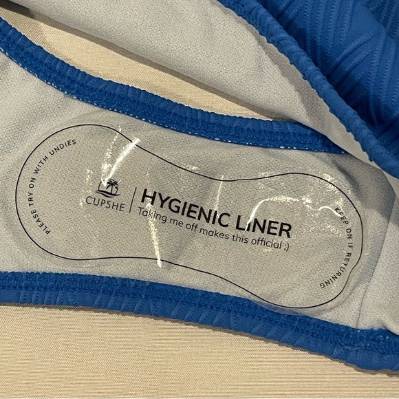 CupShe NWT Sea Surface Texture Deep V Wire Cheeky Swimsuit Royal Blue Size Large - Picture 8 of 16